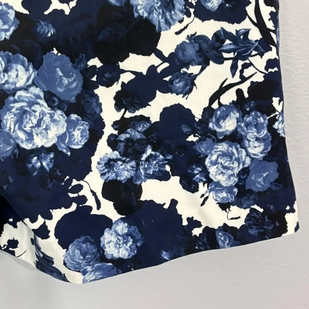 The Limited | Women’s Indigo Navy Floral Tailored Fit Casual Shorts Size 4